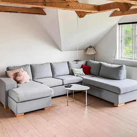 4 Bedroom Gorgeous In Nyaraló *