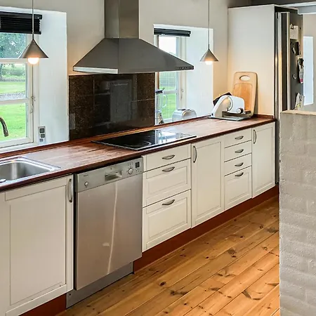 4 Bedroom Gorgeous In Nyaraló *